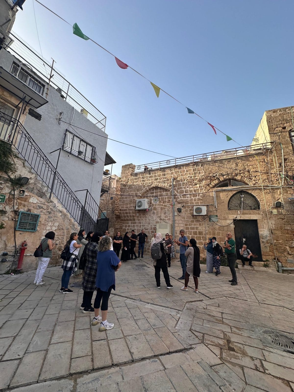 الجولة الثانية ضمن مشروع “مدينتي”: تنظيم وتعزيز قدرات ونشاط مجموعات جماهيرية نحو مجتمع عربي محصن وقادر على مواجهة الأزمات والتحديات التي تواجهه · صورة 3